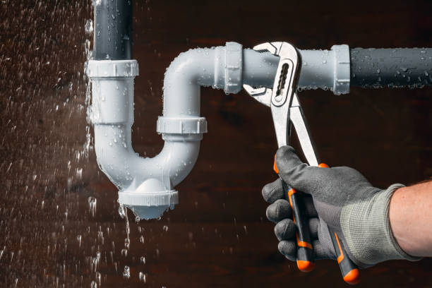 Professional Leak Detection technician working in Albion, MI